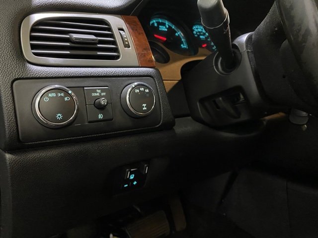 Used 2013 GMC Sierra 2500 SLT w/ SLT Convenience Package image 15