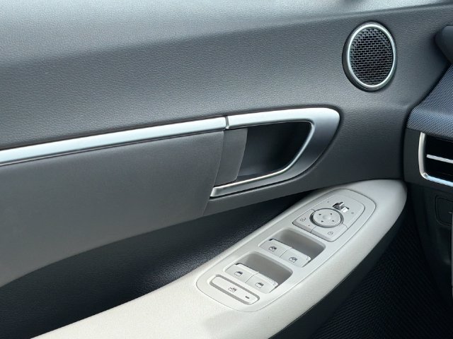 New 2026 Hyundai Sonata SEL FWD image 24