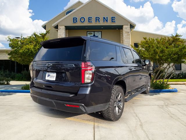 Used 2022 Chevrolet Suburban Z71 w/ Luxury Package AWD/4WD image 4