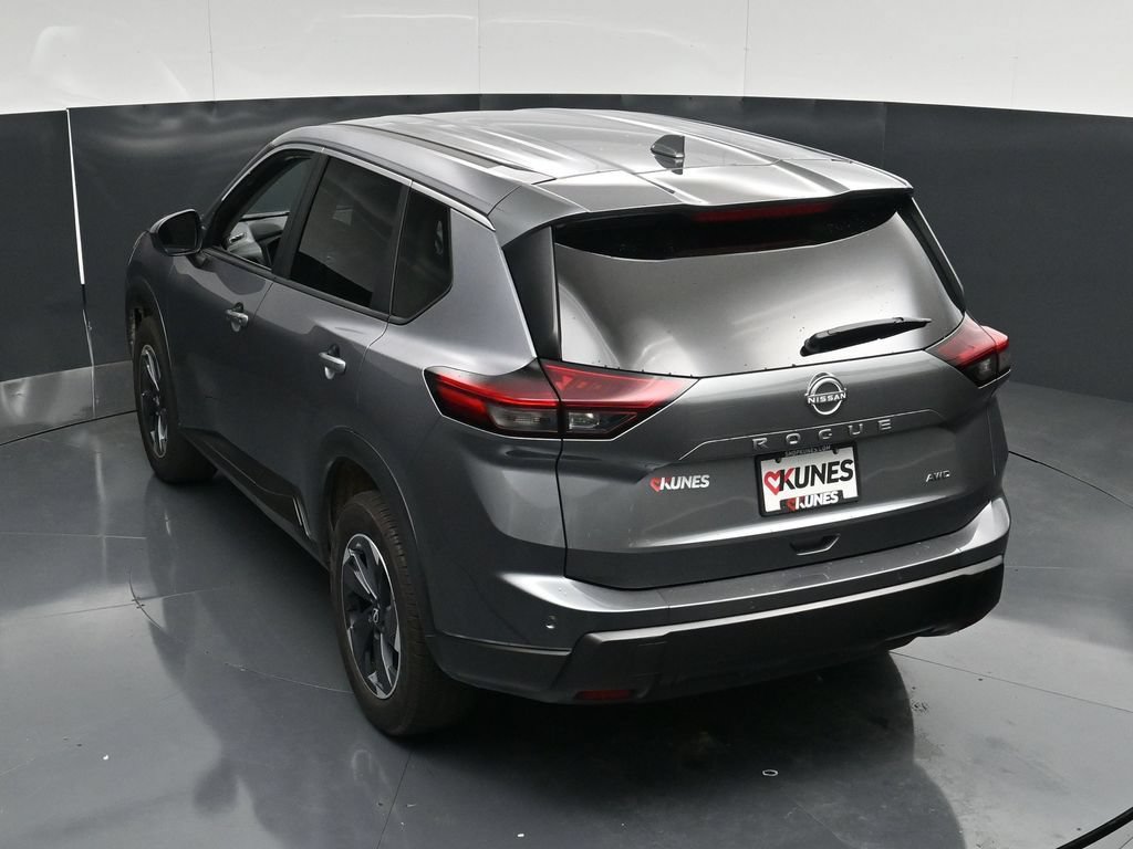 Used 2025 Nissan Rogue SV AWD/4WD image 50