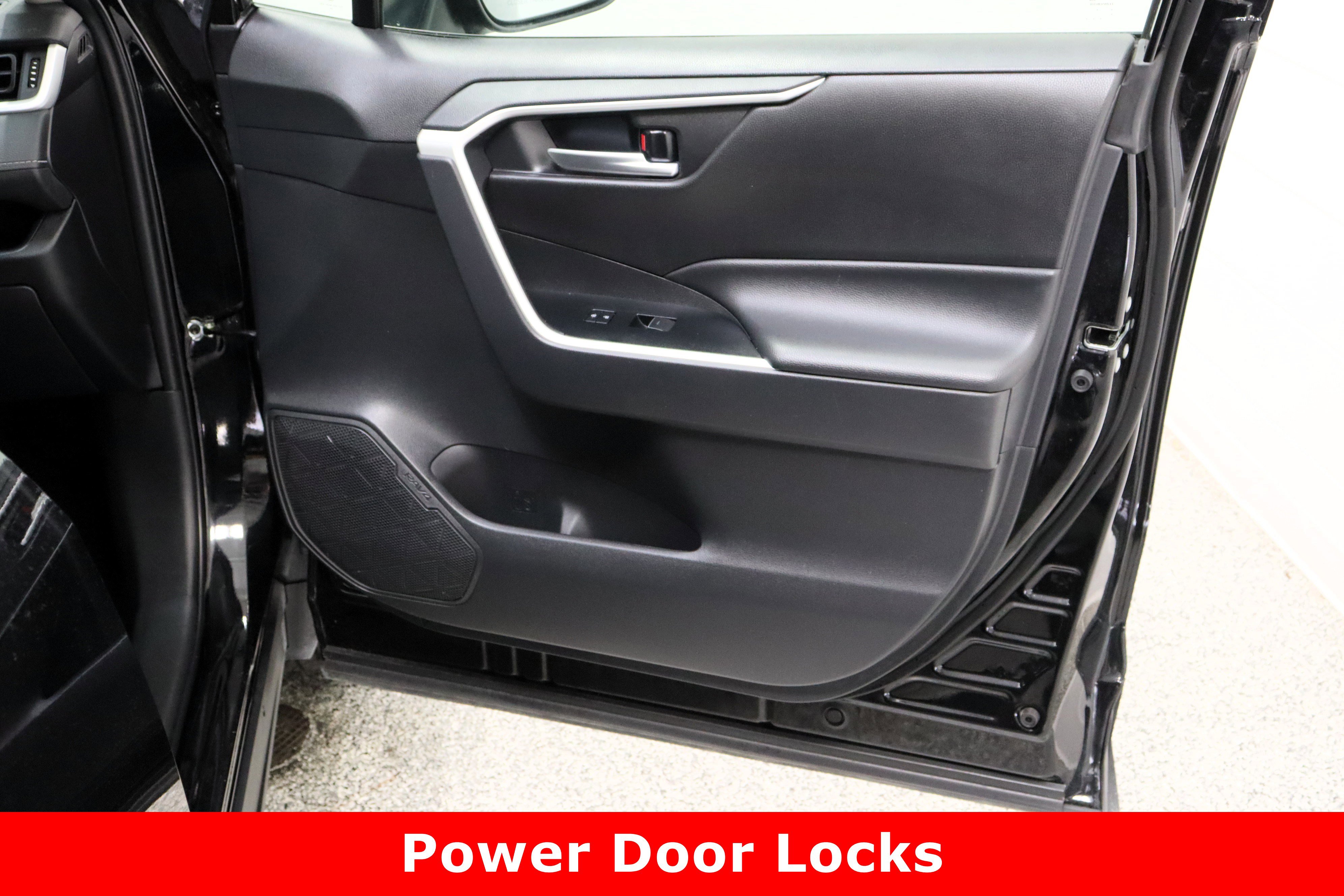 Certified 2025 Toyota RAV4 XLE image 35