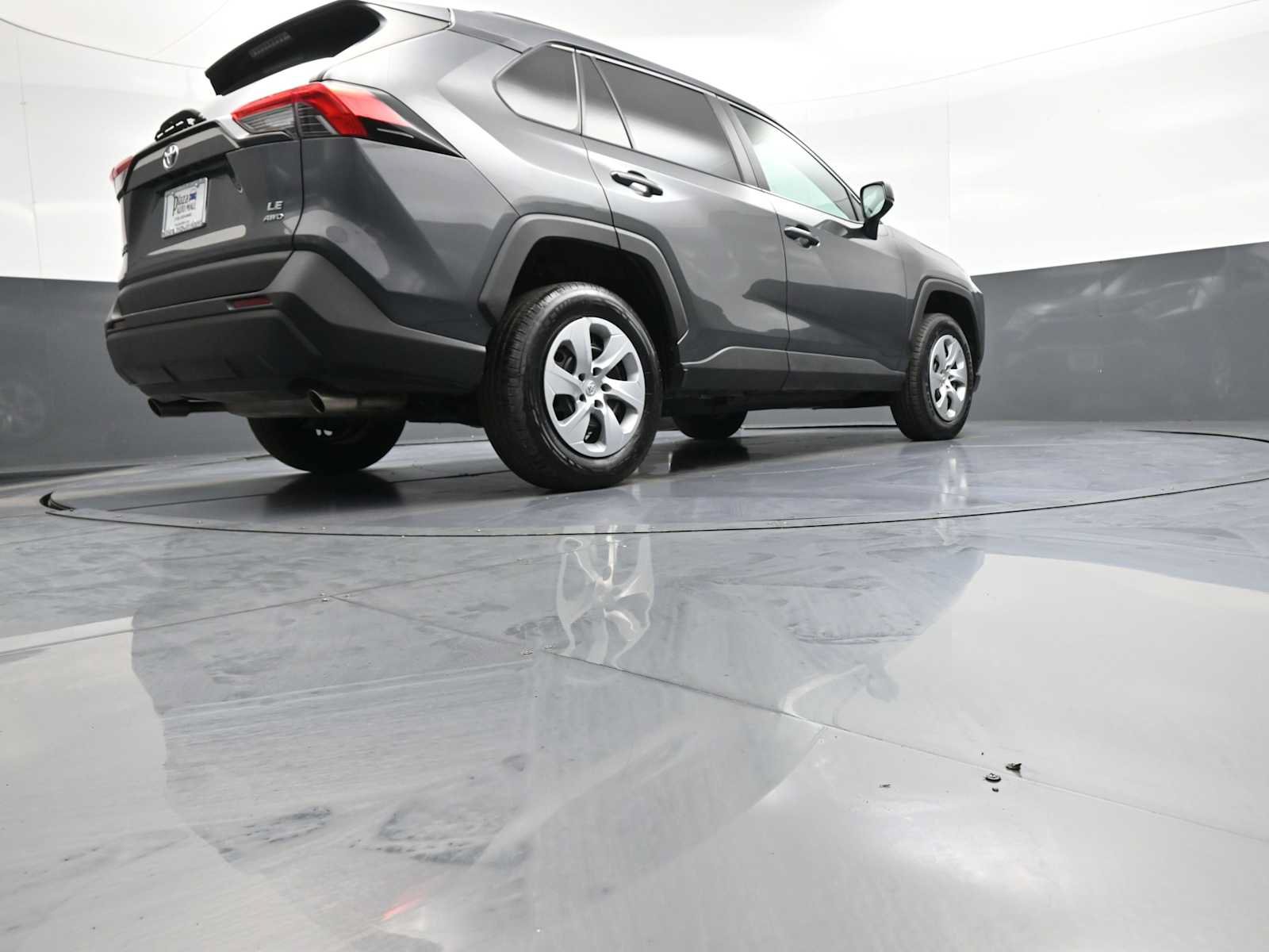Used 2020 Toyota RAV4 LE w/ All Weather Liner Package AWD/4WD image 29