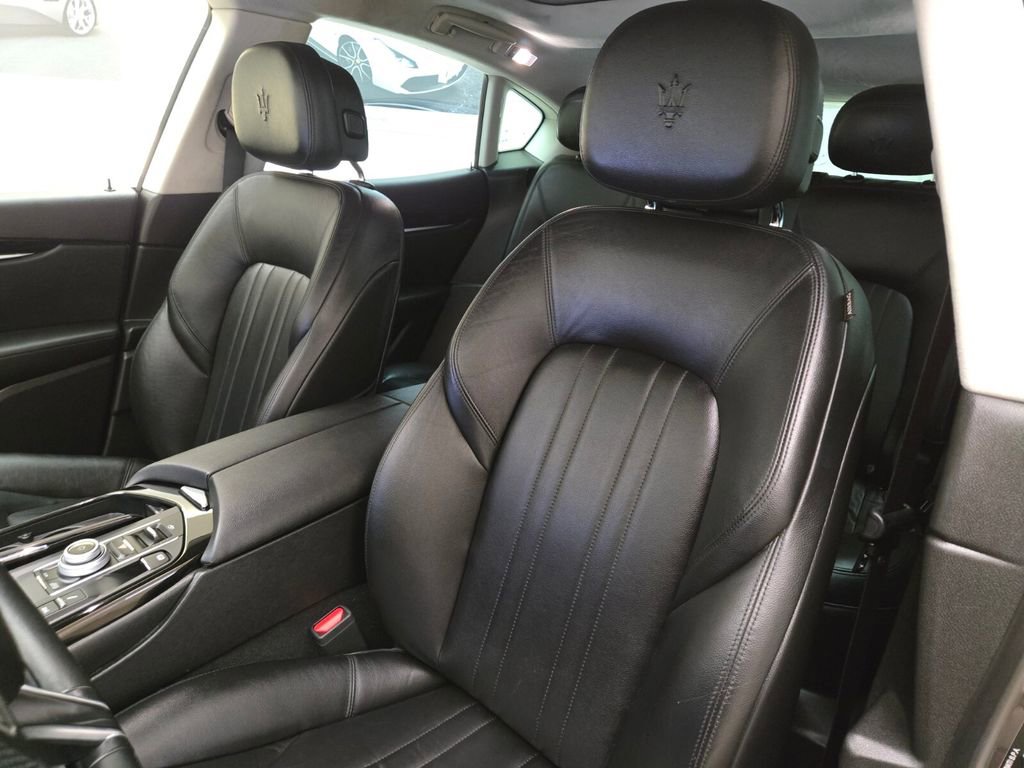 Certified 2022 Maserati Levante GT image 32