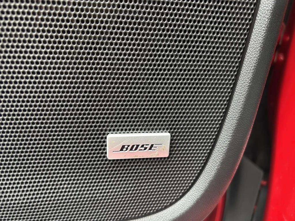 Used 2023 GMC Terrain SLT w/ Infotainment Package II image 22