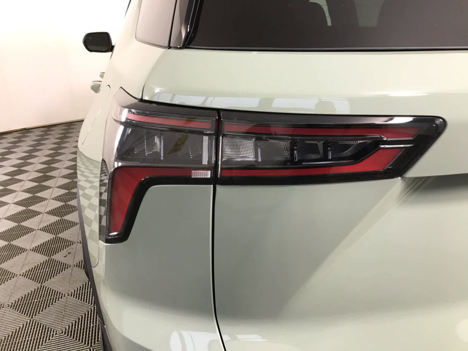 New 2026 Chevrolet Equinox LT image 18