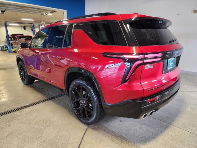 Certified 2025 Chevrolet Traverse RS w/ LPO, Floor Liner Package image 2