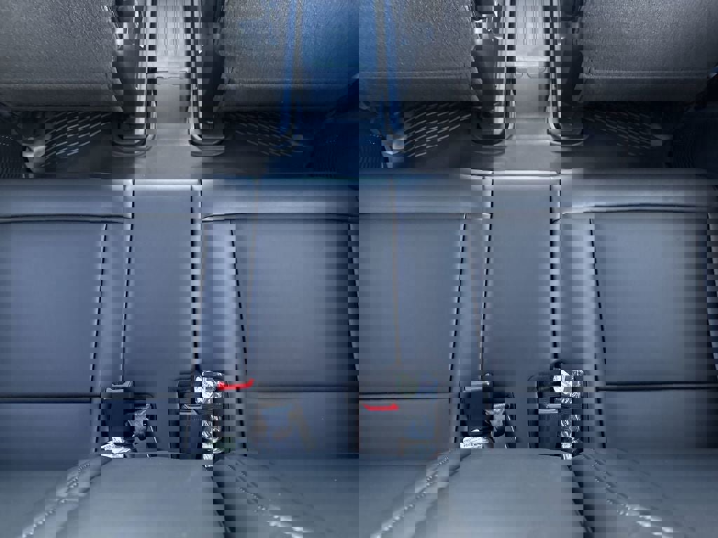 New 2027 Kia Telluride S image 32