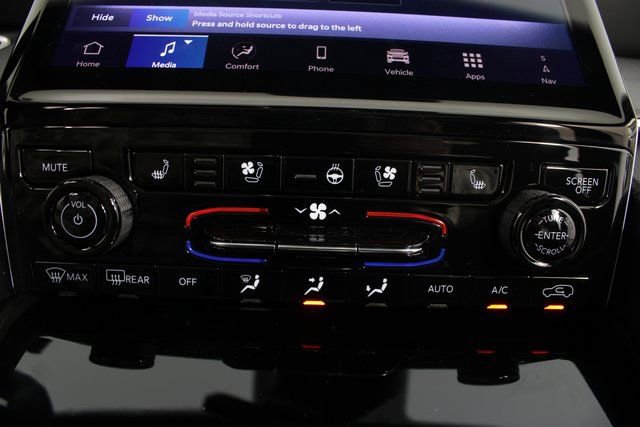 New 2025 Jeep Grand Cherokee Limited w/ Luxury Tech Group II image 8