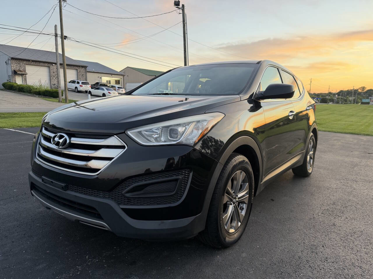 Used 2016 Hyundai Santa Fe Sport FWD image 1