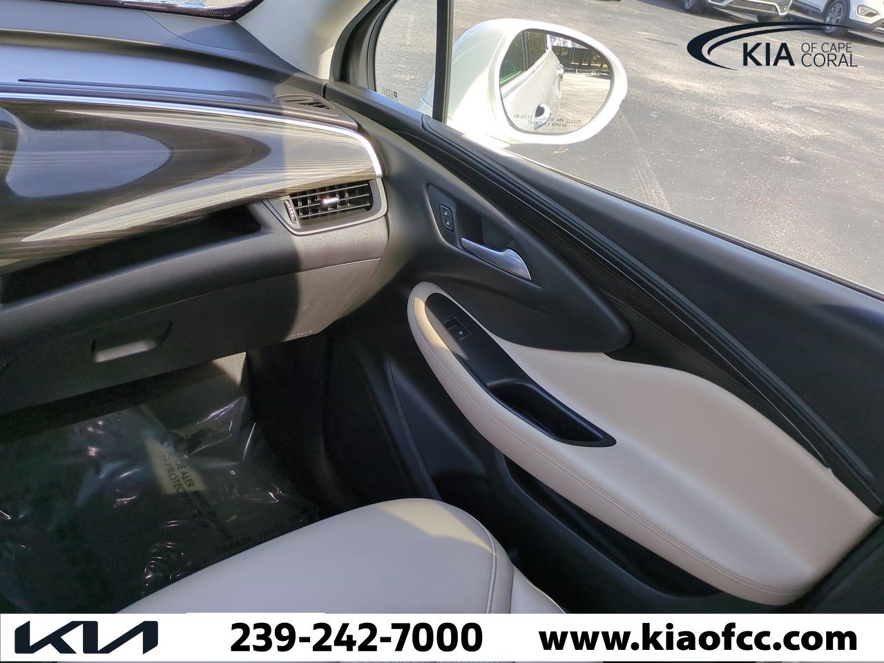 Used 2019 Buick Envision Essence image 17