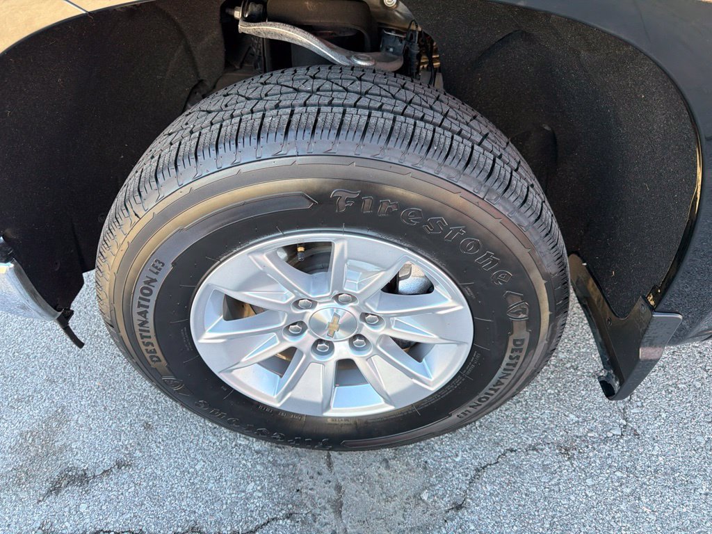 Used 2024 Chevrolet Silverado 1500 LT w/ Protection Package RWD image 8