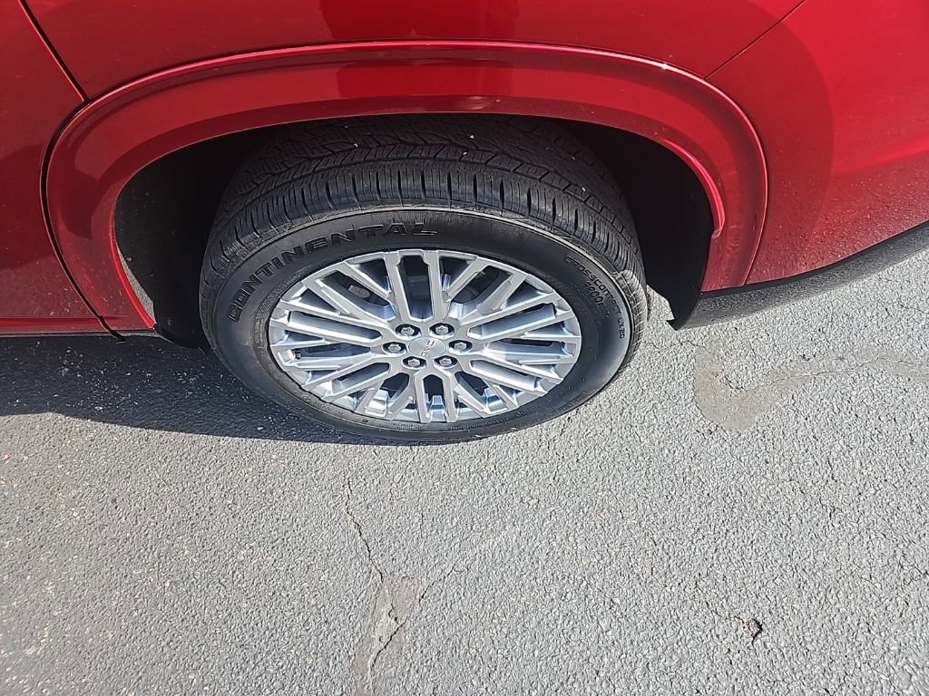 Used 2024 GMC Acadia Denali w/ LPO, Floor Liner Package image 12