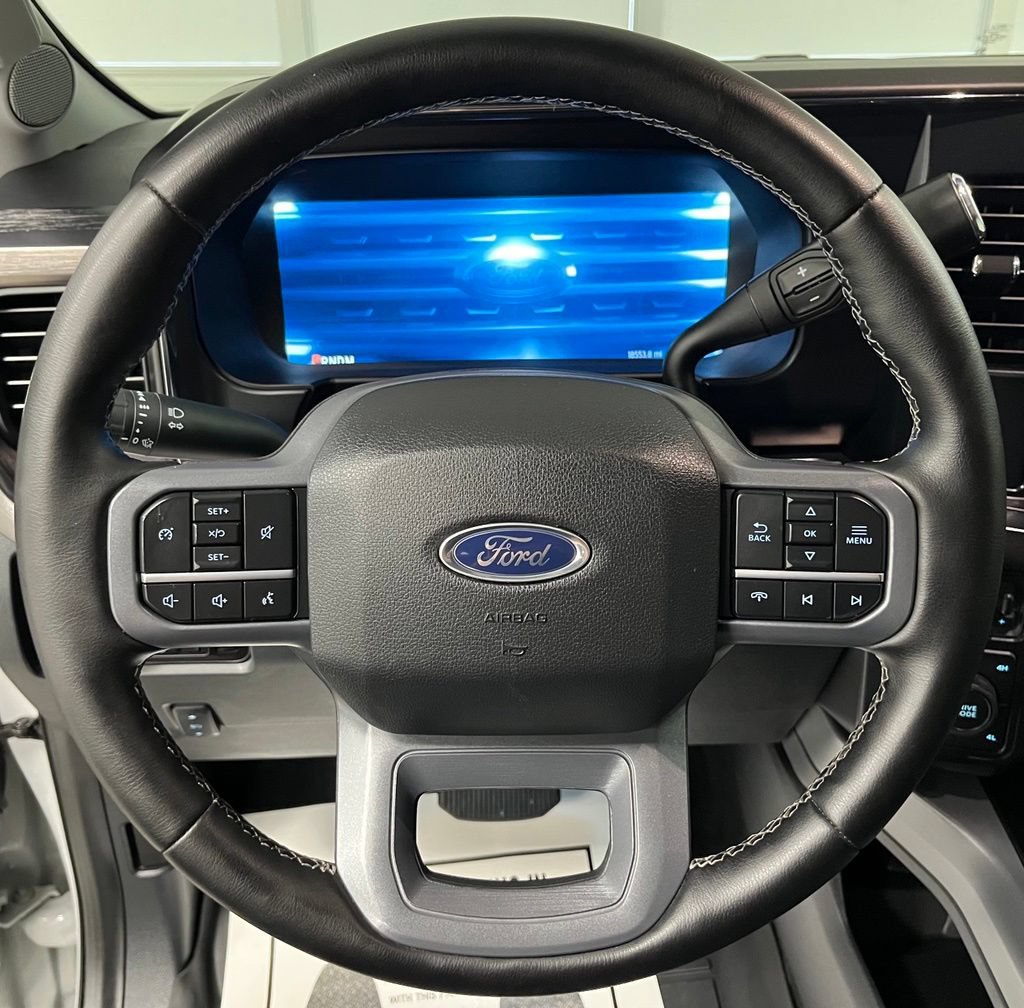 Used 2026 Ford F350 Lariat w/ Black Appearance Package AWD/4WD image 27