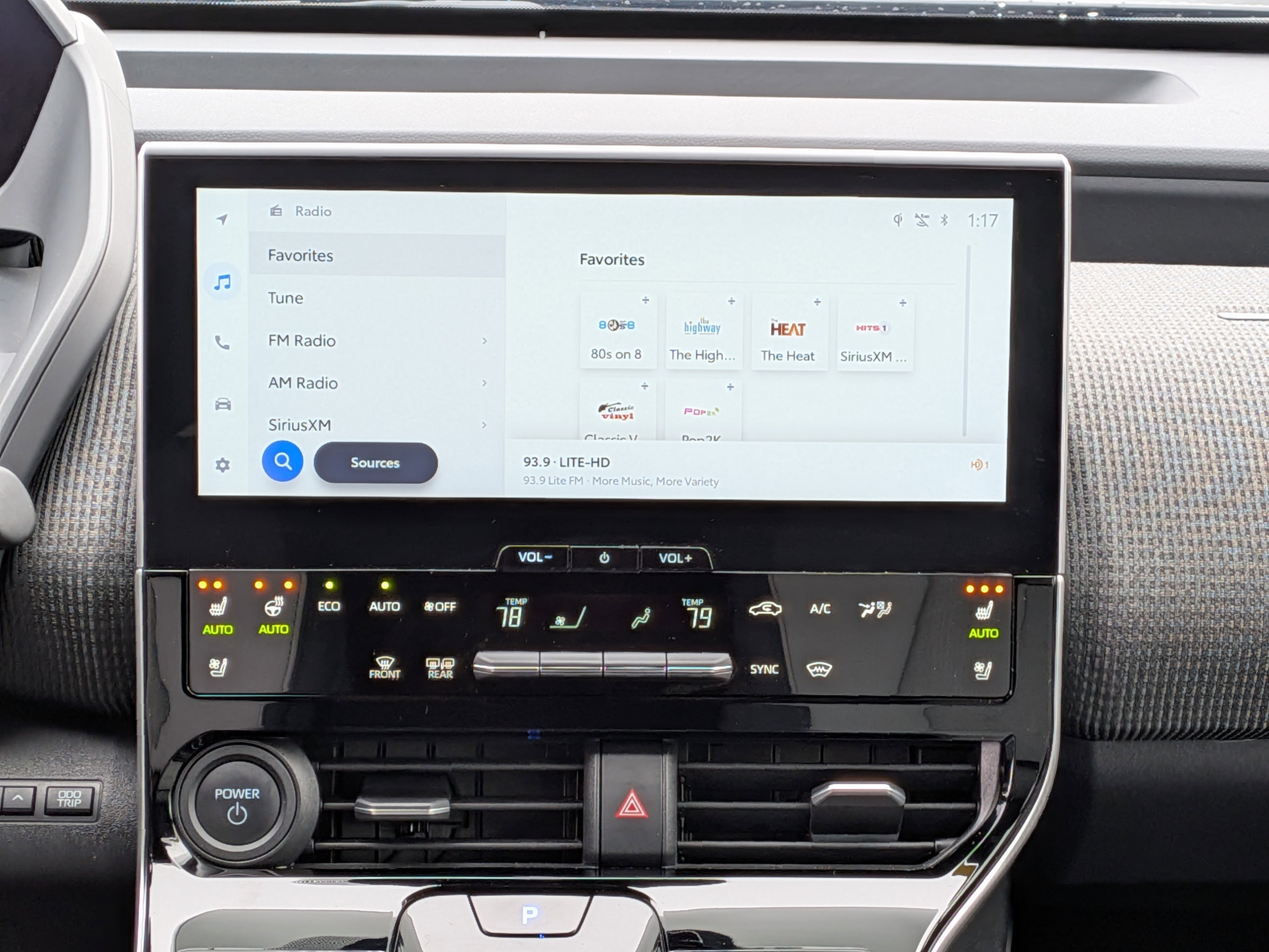 Used 2024 Subaru Solterra Touring w/ Touring Package image 34