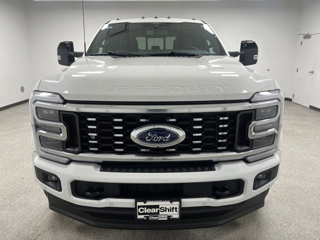 Used 2025 Ford F450 Platinum w/ FX4 Off-Road Package image 3