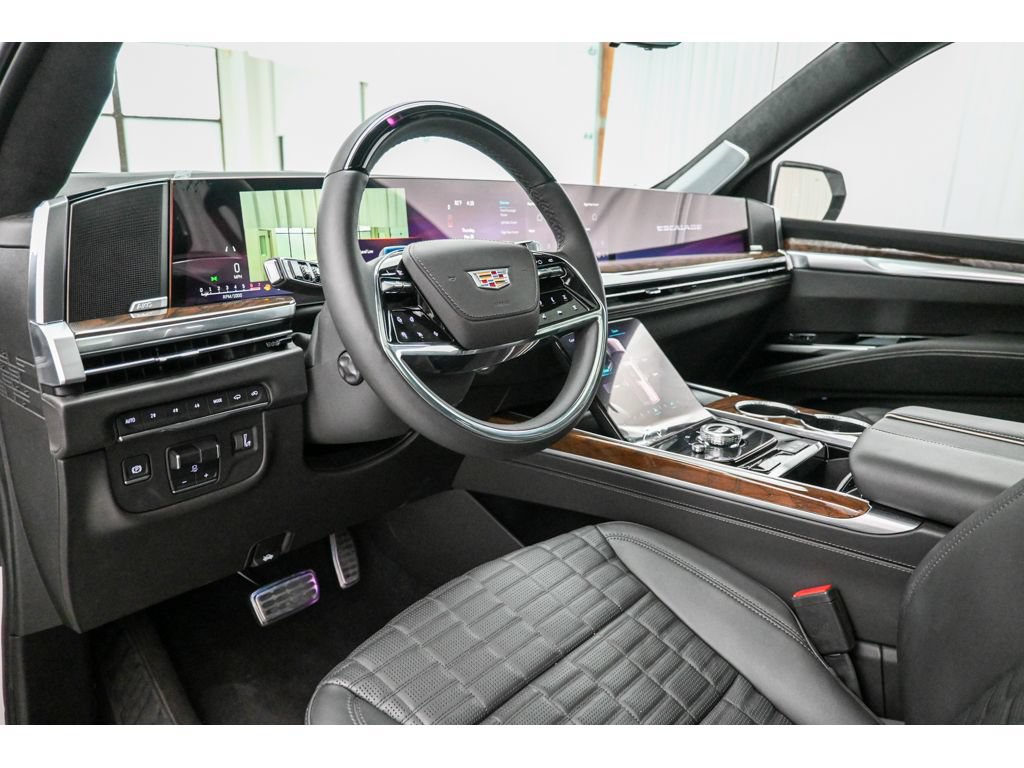 New 2025 Cadillac Escalade Sport Platinum w/ LPO, ONYX Package AWD/4WD image 23