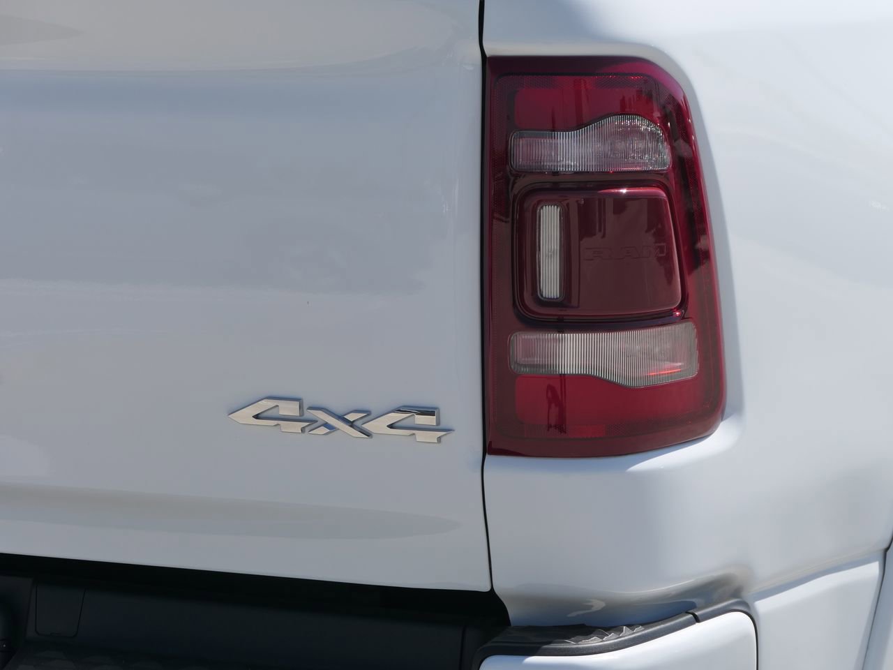 Used 2022 RAM 1500 Limited w/ Body Color Bumper Group image 4