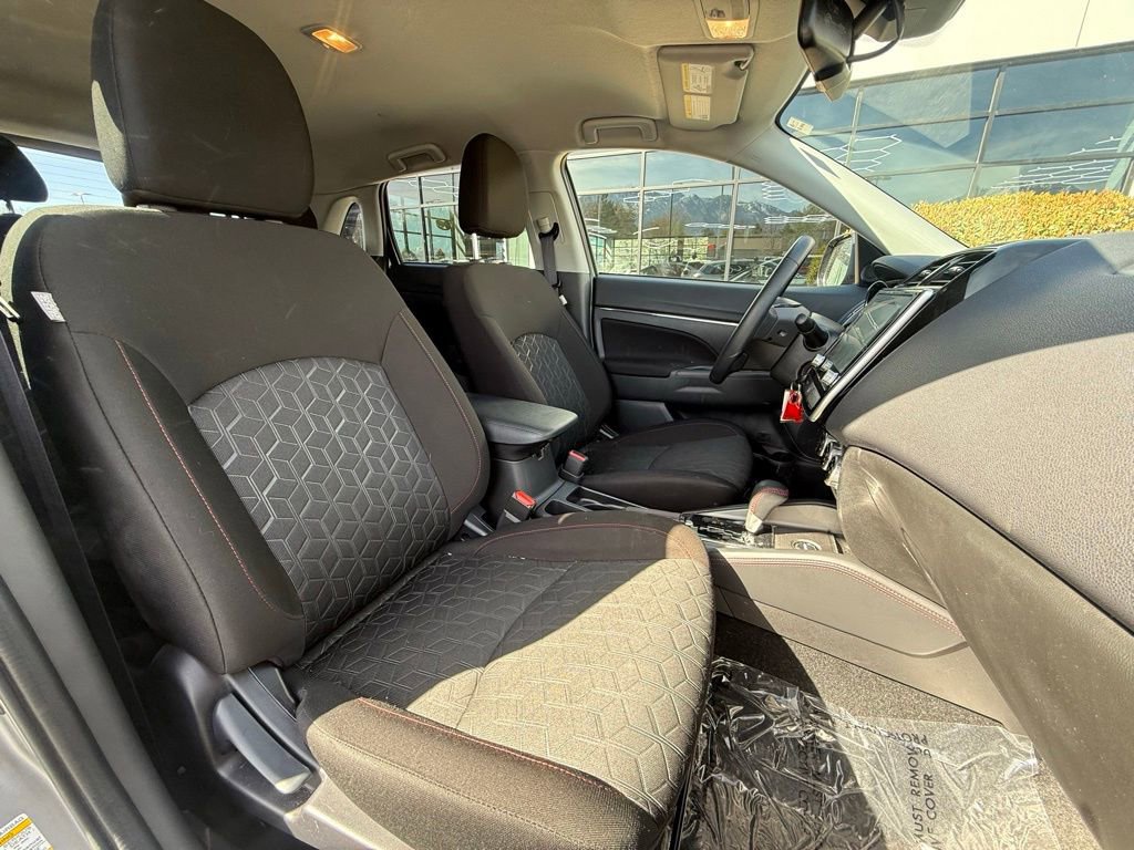 Used 2024 Mitsubishi Outlander Sport LE image 26