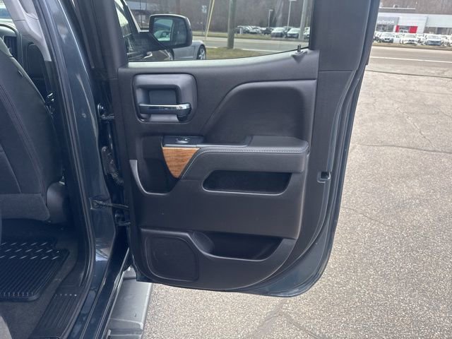 Used 2018 Chevrolet Silverado 1500 LTZ image 23