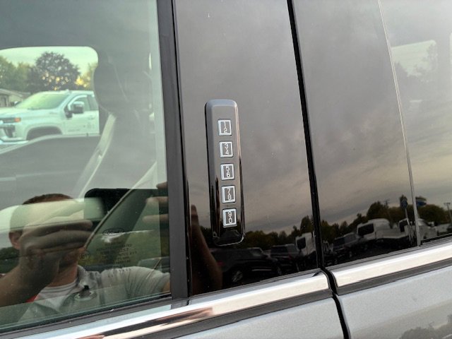 New 2026 Ford F350 Lariat w/ Chrome Package image 11
