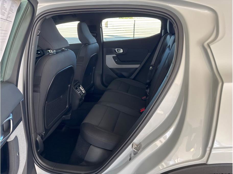 Used 2024 Polestar Polestar 2 image 11