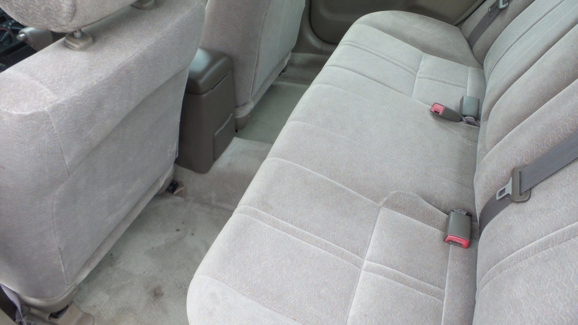 Used 1998 Toyota Camry LE FWD image 23