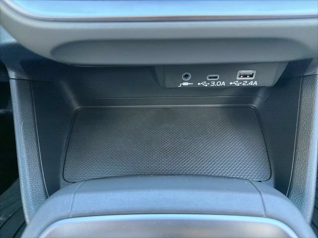 Used 2025 Subaru Crosstrek 2.5i Premium AWD/4WD image 35