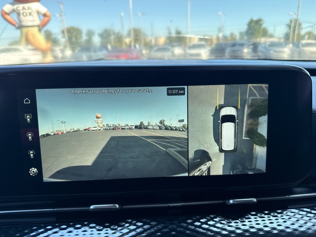 Used 2022 Kia Carnival SX Prestige FWD image 19