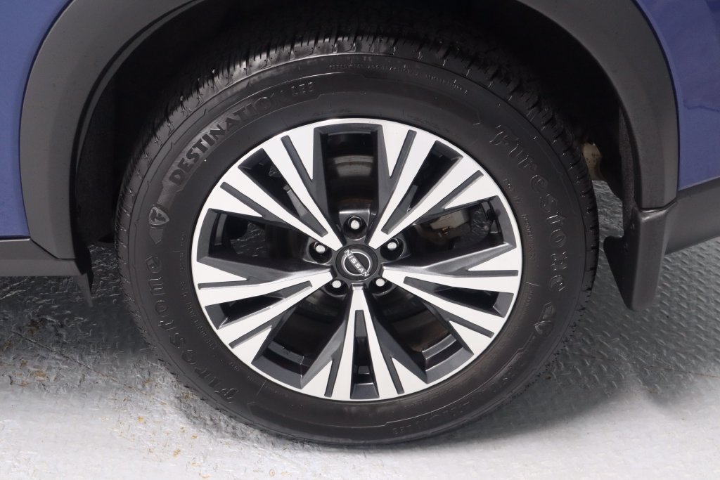 Certified 2023 Nissan Rogue SV w/ SV Premium B Package AWD/4WD image 19