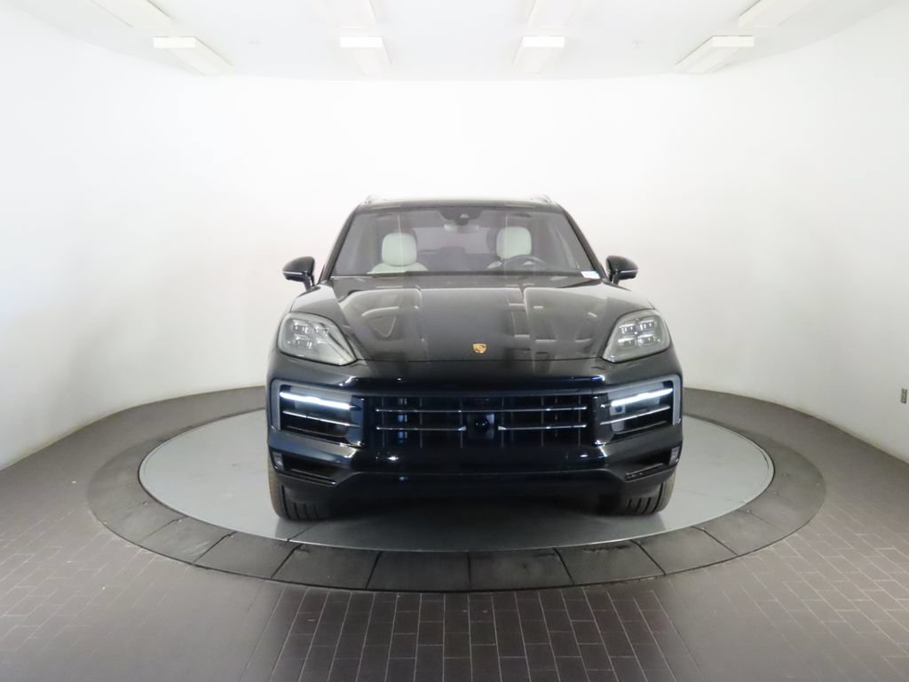 Certified 2026 Porsche Cayenne E-Hybrid AWD/4WD image 10