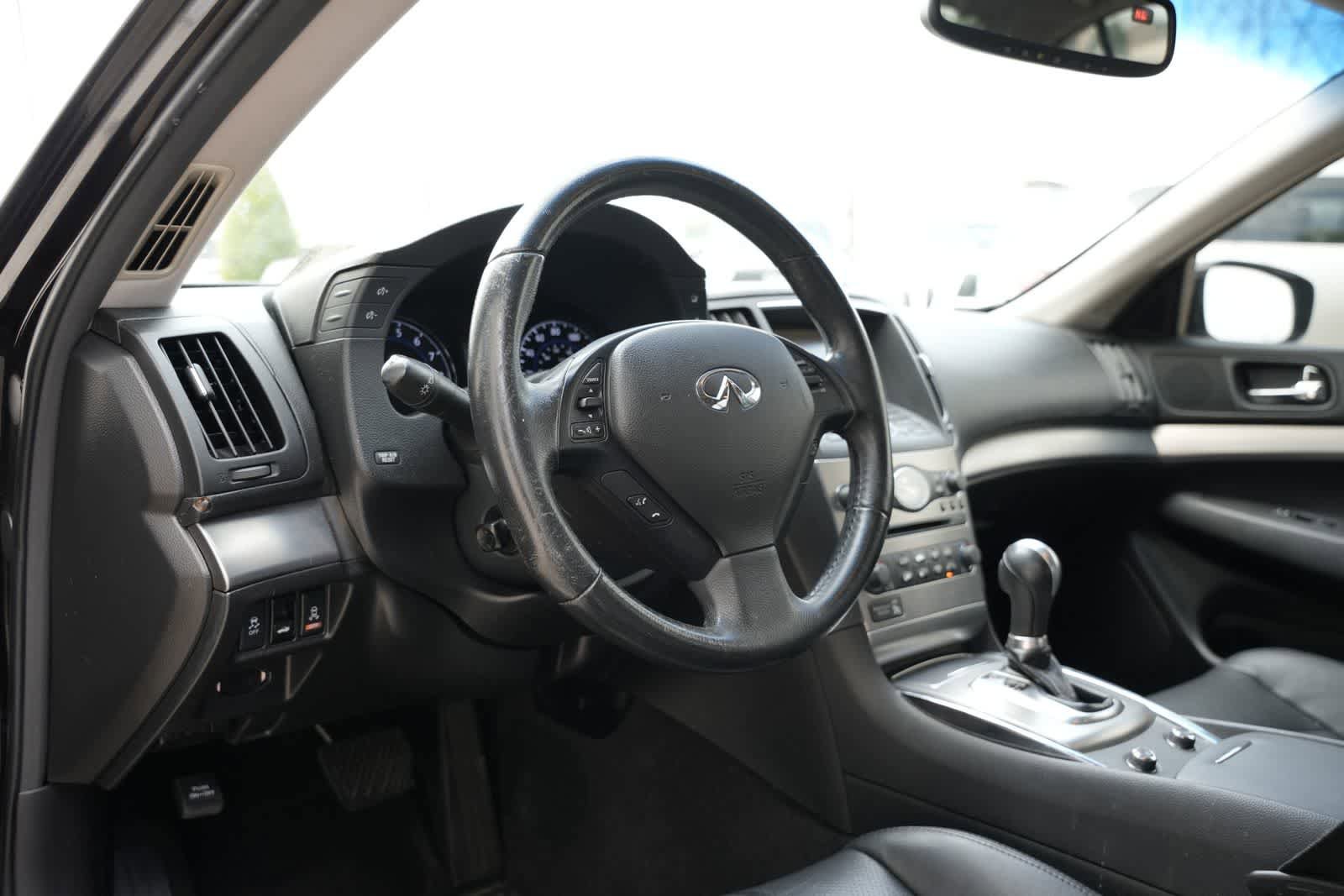 Used 2012 INFINITI G37 Journey w/ Premium Pkg RWD image 15