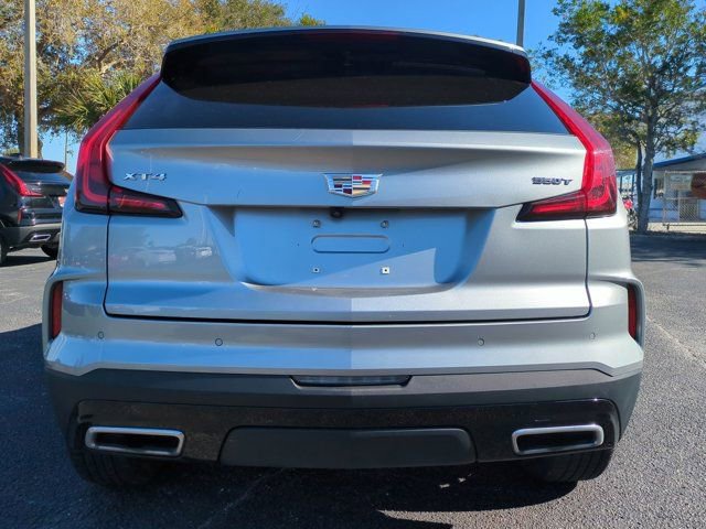 Used 2024 Cadillac XT4 Premium Luxury FWD image 6