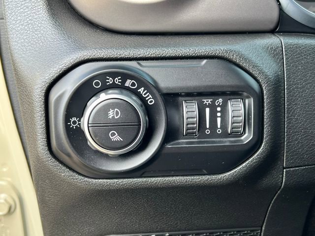 Used 2020 Jeep Gladiator Sport w/ Quick Order Package 24S image 24