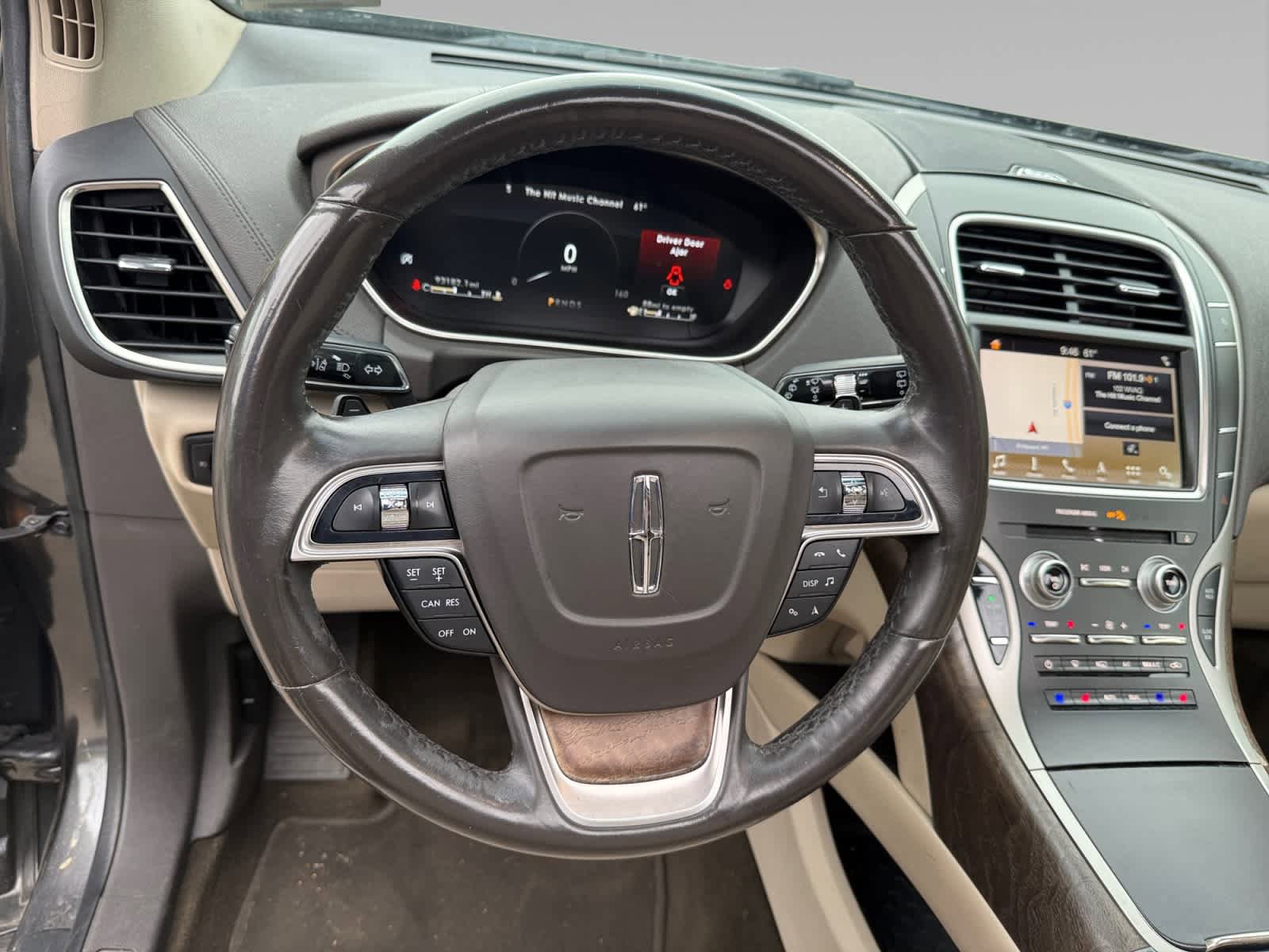 Used 2019 Lincoln Nautilus Reserve AWD/4WD image 13
