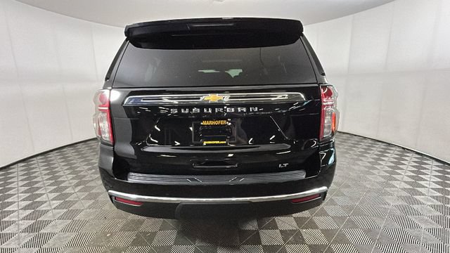 Used 2022 Chevrolet Suburban LT w/ Luxury Package AWD/4WD image 3