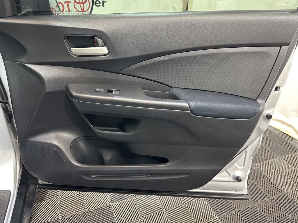 Used 2016 Honda CR-V LX image 11