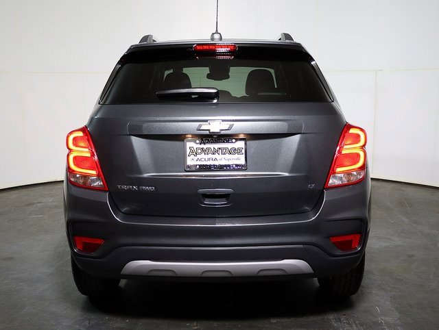 Used 2020 Chevrolet Trax LT w/ LT Convenience Package image 11