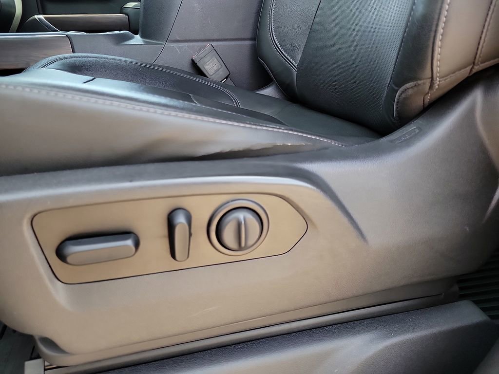 Used 2019 GMC Sierra 1500 SLT RWD image 20