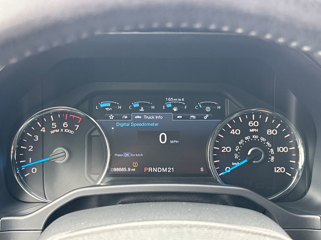 Used 2016 Ford F150 Platinum w/ Equipment Group 701A Luxury image 18