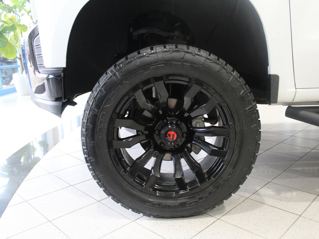 Used 2021 Chevrolet Silverado 1500 Custom Trail Boss image 11