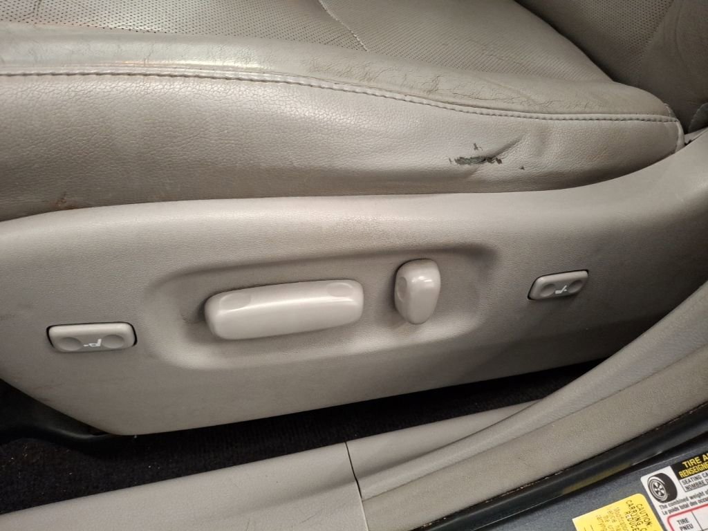 Used 2012 Toyota Highlander Limited image 15