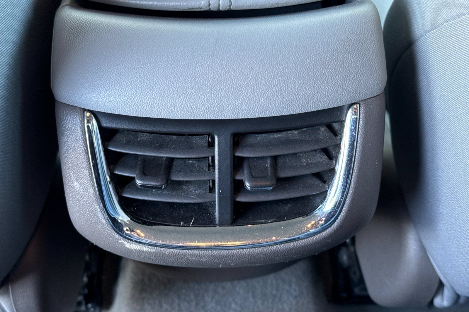 Used 2023 Chevrolet Malibu LT FWD image 16
