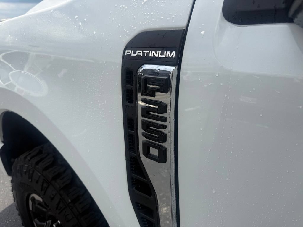New 2026 Ford F250 Platinum w/ Platinum Plus Package AWD/4WD image 14