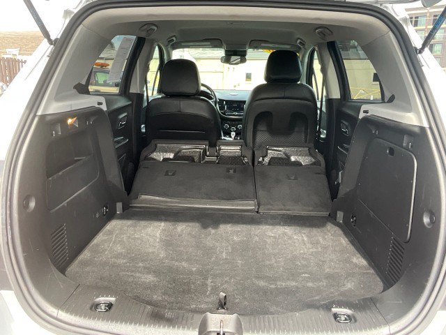 Used 2020 Chevrolet Trax LT w/ LT Convenience Package AWD/4WD image 26