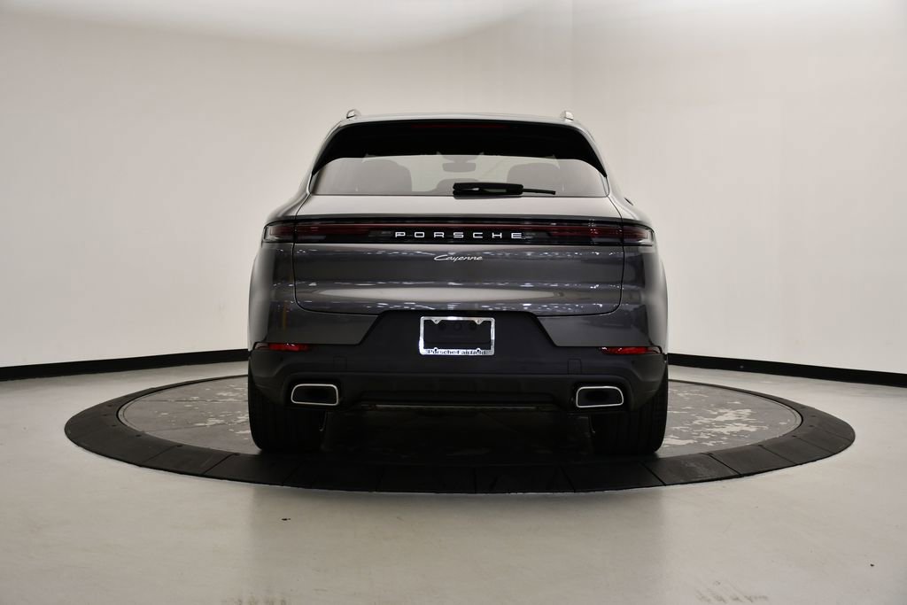 Certified 2025 Porsche Cayenne image 6