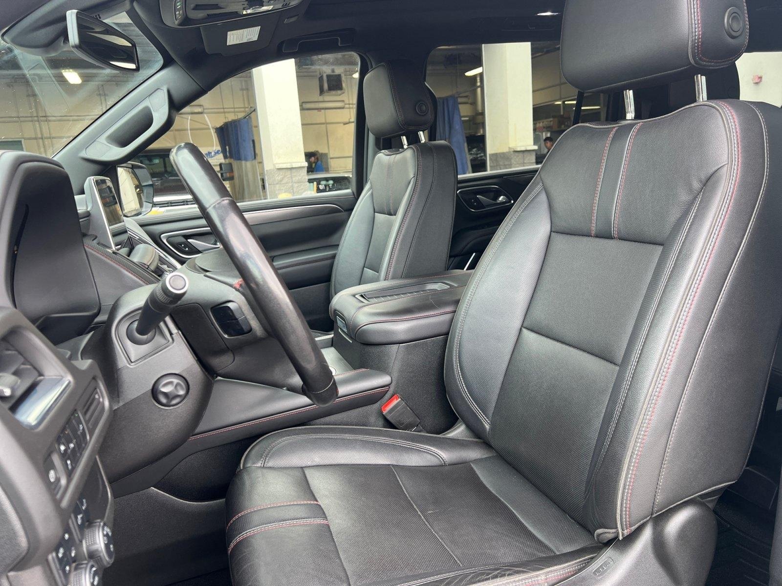 Used 2021 Chevrolet Suburban RST w/ Luxury Package AWD/4WD image 23