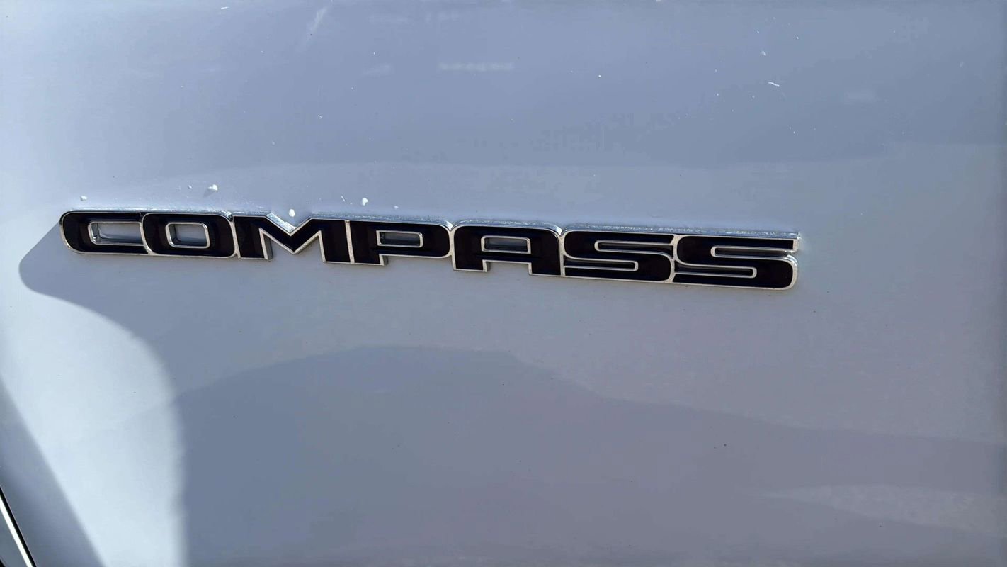 Used 2023 Jeep Compass Sport image 16