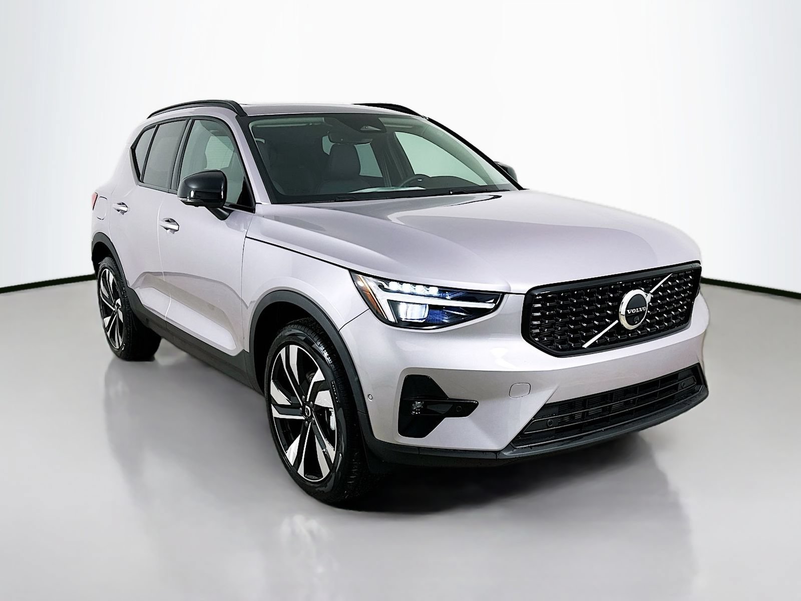 New 2026 Volvo XC40 B5 Ultra w/ Protection Package Premier AWD/4WD image 3
