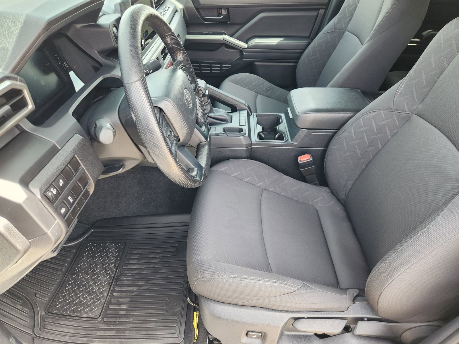 Used 2024 Toyota Tacoma SR image 15