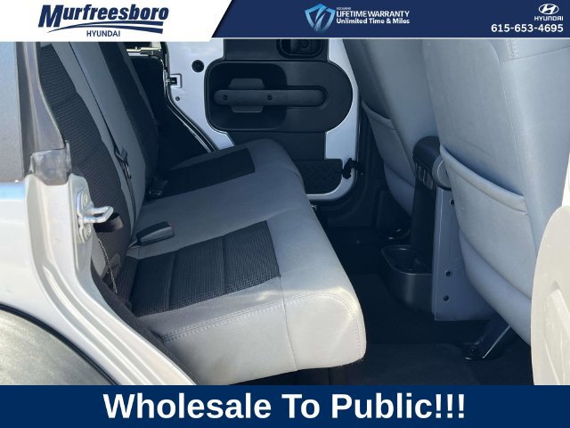 Used 2010 Jeep Wrangler Unlimited Sport AWD/4WD image 21